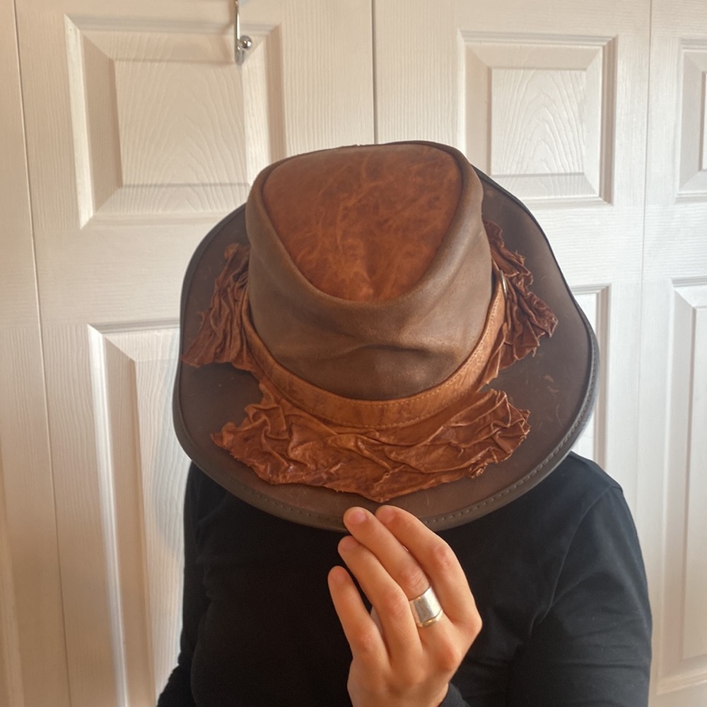 Leather walkabout hat